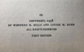 稀见！【现货、全国包顺丰】Shadow Plays and How to Produce Them，《灯 / 皮影戏以及如何制作》，Winifred H. Mills and Louise M. Dunn (著），1938年纽约出版，1版1印，（请见实物照片第5、6张版权页），精装，207页，含多幅黑白插图、珍贵艺术研究参考资料 ！