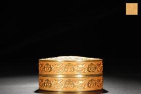 铜胎鎏金螭虎纹盖盒
