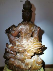 寿山石雕佛像《如意观音》坐像，带底座高60CM，雕刻细腻，配精品底座，背落有“玉璇”款，重约五六十斤，详细见细图