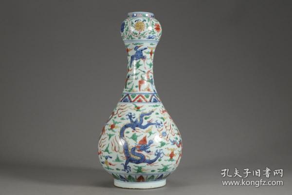 明代，“大明万历年制”五彩龙纹蒜头瓶