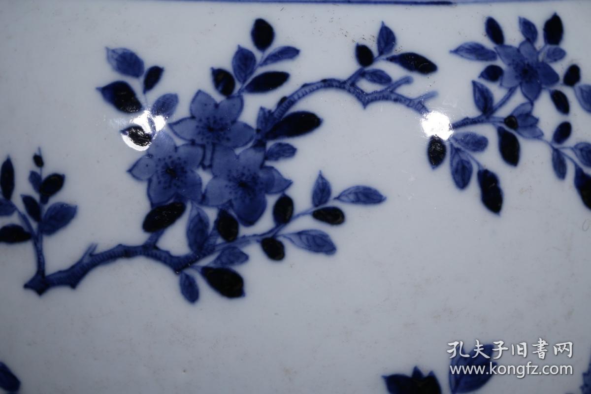 清代 青花花卉纹小罐