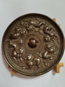 汉代  铜制   六狮纹铜镜