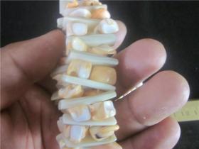 贝壳手链2条合售。