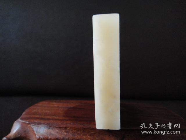 巴林冻石印章，纹路漂亮，非常细腻通透