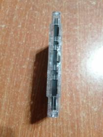 磁带:世界儿童童话配乐故事带(6)三只小猪 小红帽