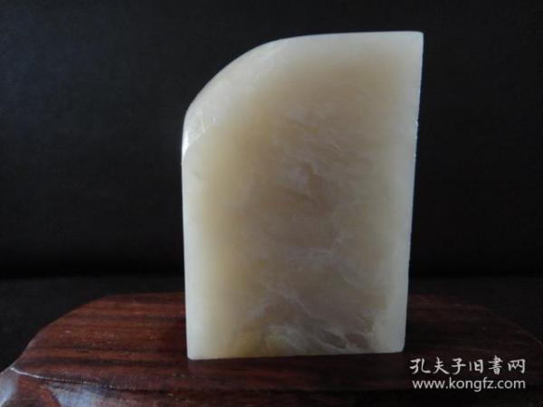 巴林冻石印章，纹路漂亮，非常细腻通透