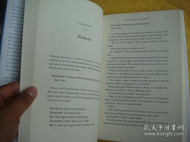 A girl's guide to moving on 英文原版 精装16开+书衣 近全新