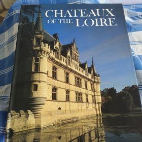 Chateaux of the Loire       m