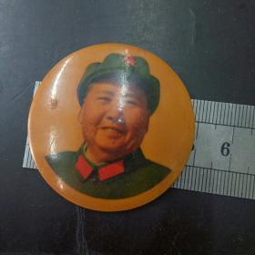 茉莉像章:毛主席头像背面毛主席万寿无疆木质50mm