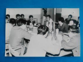 怒江州各委直属机关，召开贯彻“全国农业学大寨”会议精神碰头会