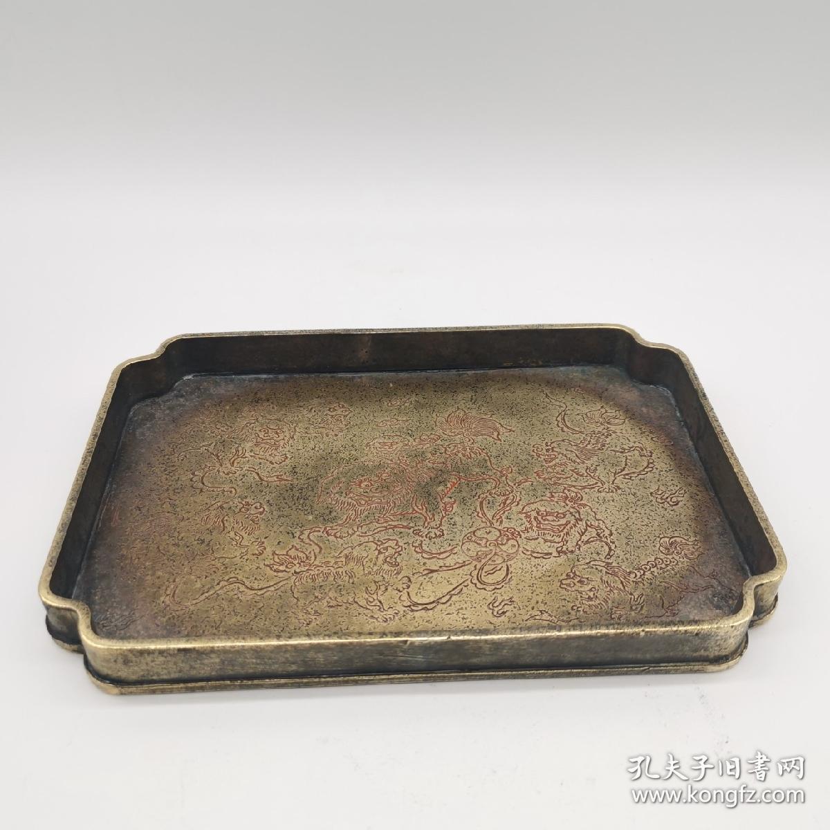 滇南万宝斋顾记狮子滚绣球铜茶盘