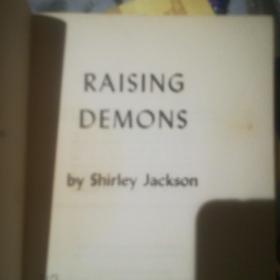 RAISING DEMONS（32开精装）,