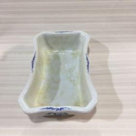 青花水仙盆【长14CM 宽6.5CM 高5CM】【品相自鉴】