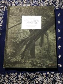 《 Paul Strand：The Garden at Orgeval 》 《 保罗·斯特兰德 摄影集：奥格瓦尔的花园 》 或《 奥热瓦勒的花园 》（精装英文原版共约96页）