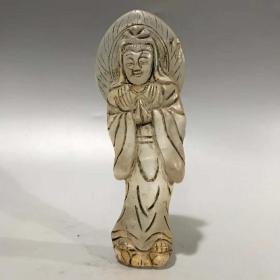 出土水晶坐背光如意观音摆件
高13.8cm，4.5cm，重量201克
