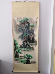 h.0057张仁芝，北京画院画家，北京美协理事，原装裱立轴作品！品相如图，画芯尺寸为133x65