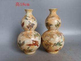 明代五彩葫芦瓷瓶一对51