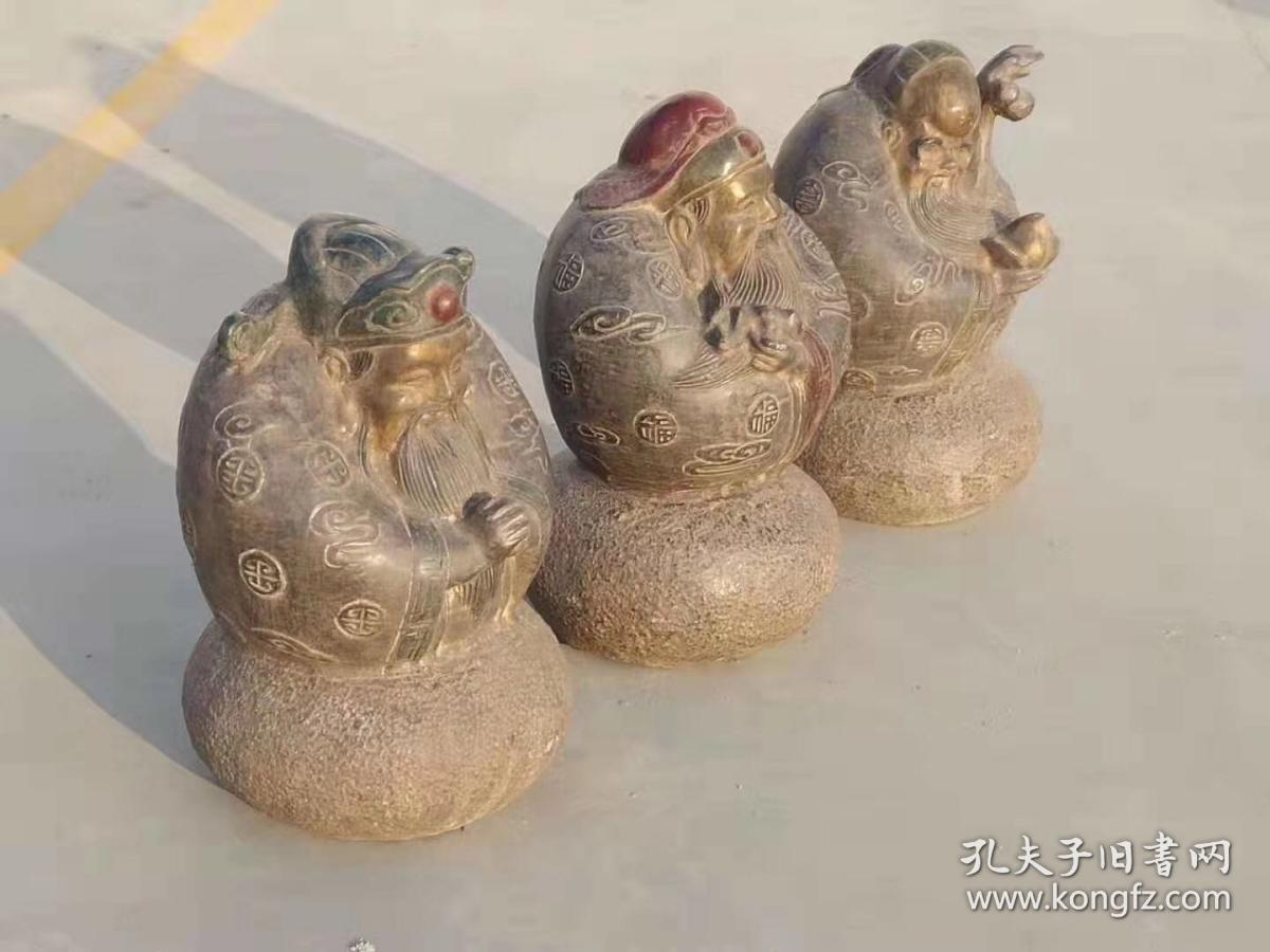 福禄寿喜
材质~青石描金彩绘
一石整雕，厅堂雅设，复古装饰必备……待结缘……tlg邮费自理