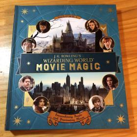 J.K. Rowling's Wizarding World-Movie Magic Volume1 : Extraordinary People and Fantastic Places.
J.K.罗琳的魔法世界·电影魔法（卷一）：非凡的角色与迷人的地方 哈利波特电影周边 设定集 画册