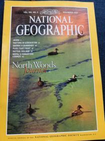 现货NATIONAL GEOGRAPHIC
North Woods Journal 1997 11（美国国家地理   背部森林报道）人口老龄化；西伯利亚风格的野外漂流；魁北克的窘境；苍蝇的战争；胡苏尔村的描绘；尼泊尔被遗忘的角落.
