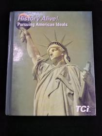 【英文原版】《History Alive Purusing American Ideals》