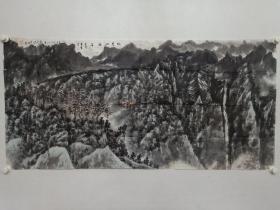 保真书画，郭云龙四尺整纸山水画《林泉幽居图》一幅， 郭云龙毕业于中国艺术研究院研究生班，受师于著名国画大家龙瑞先生。中国美协会会员、现供职于中国艺术研究院。作品多次入选中国美术家协会主办的全国美展，曾获中国美术家协会主办的2004年全国中国画展优秀奖、文化部中国国际科技文化成果博览会书画展金奖。