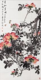 【终身保真字画】庄乾梅，137*68cm
              庄乾梅，1965年生，山东临沂人。1993年就读于中国美术学院中国画系，受教于朱颖人、卢坤峰、马其宽、闵学林诸先生。2005年就读于中国美协首届高级创研班。2008年就读于中国艺术研究院中国画研究生课程班。出版有《庄乾梅中国画集》《当代著名画家经典丛书——庄乾梅》等。现为中国美术家协会会员，山东画院特聘画家。