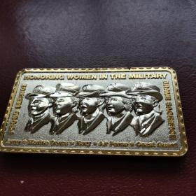 美国铜章 女子兵役法1948波音公司  女兵形像 合金材料镀金银7x4厘米