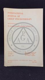 INTERNATIONAL JOURNAL OF GROUP PSYCHOTHERAPY（心理治疗杂志 1977年第2、3期 两册合售 ）