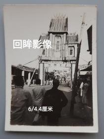 民国胡汉民葬礼道路上的民失师保牌楼