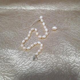 老珍珠项链残留的珍珠（色泽发粉色，有质感，有26粒）