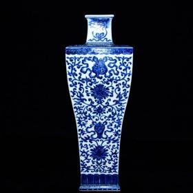 清乾隆年青花缠枝莲四方梅42*14cm