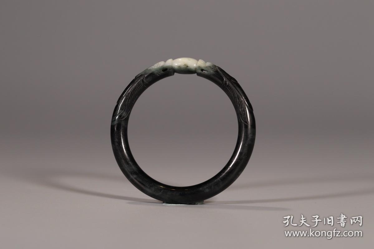 旧藏，和田黑白玉双龙戏珠手镯