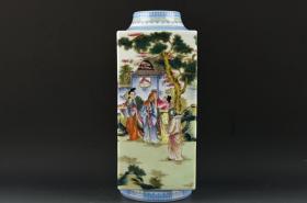 清乾隆珐琅彩描金翠边人物故事纹琮式瓶    
高36.5厘米    直径15厘米
