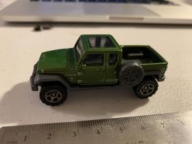 17 Jeep gladiator 吉普 汽车玩具模型 拆封近全新