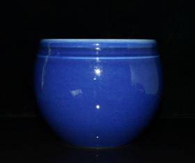 清代霁蓝釉缸