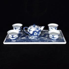 明宣德青花龙纹茶盘、盘1.5×38.5×19.5，壶9×14，杯5.5×7