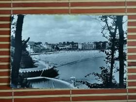 民国时期欧洲海滩人物风景明信片，黑白摄影版，一百多年至今保存完好，非常难得。