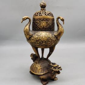 铜器收藏，黄铜龟鹤香炉，做工精湛，形制端正！