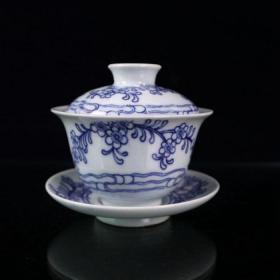 青花花卉图纹盖碗
高8.5cm杯9.8x5.8x10.5cm