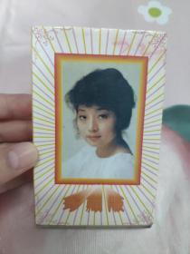 【磁带】徐小凤经典柔情（无歌词）〈所有音像制品，版本自鉴！！！！由于属于特殊可复制性商品，售出不接受任何原因的退换，不退不换!试听可以正常播放，请看好图片下单，播放器不同，播出的声音不同，不保音质! 〉