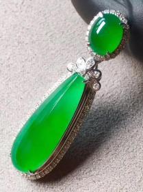 正阳绿翡翠三棱柱吊坠EDY裸23.8x8.2x4.7mm