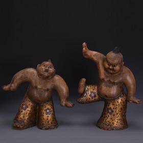唐三彩雕塑瓷金地彩绘摔跤俑一对出土文物仿古瓷器