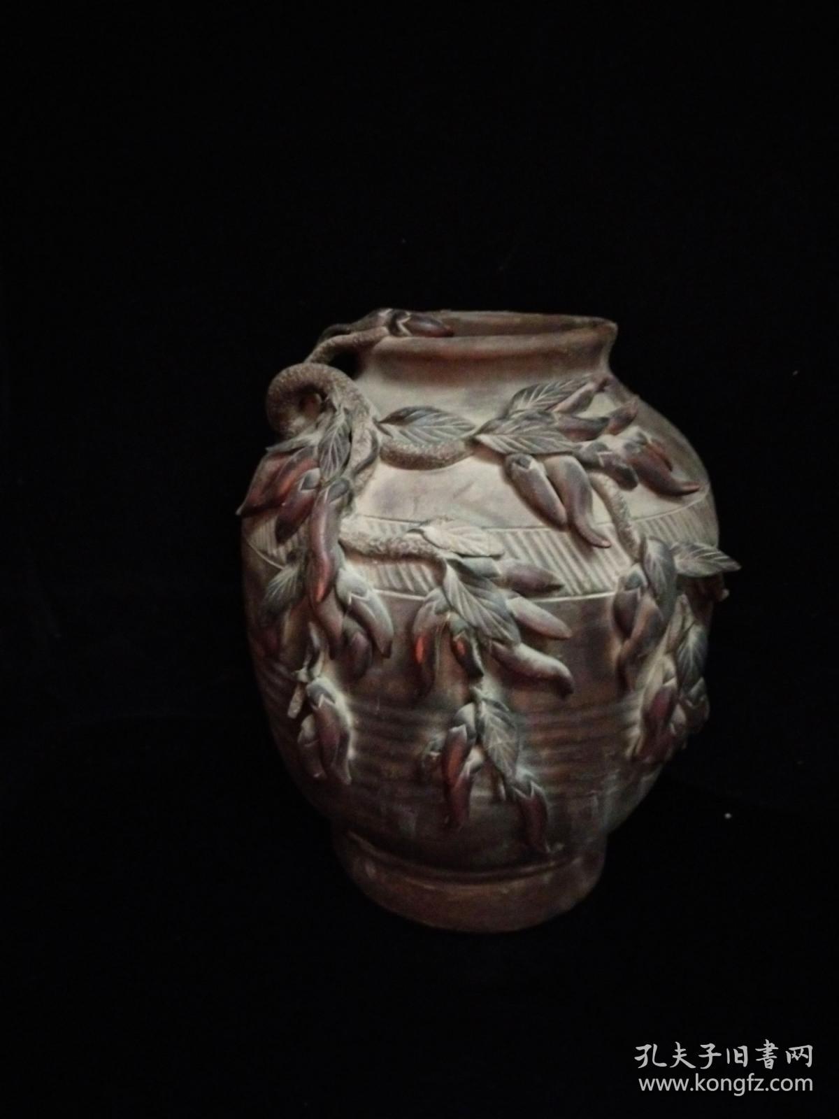乡下收到的:紫砂花瓶（红红火火）保存完整 包浆浑厚 古朴素雅 品相如图
