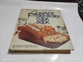 COMPLETE STET-BY-STEP COOK BOOK    精装