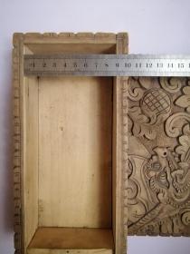 手工雕刻实木盒子