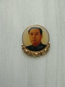 早期（穿中山装）青年，金日成