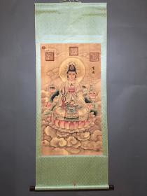 观音像 人物画

装裱尺寸：173×78厘米
画芯尺寸：105×57.5厘米
全部亏本处理当工艺品卖