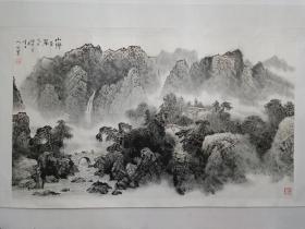 保真书画，实验水墨领军人物，胡又笨大幅山水画一幅，原装裱镜心，尺寸95×164cm，胡先生锐意进取，当代水墨影响力很大，传统功夫也很是精深，从来没有无源之水。