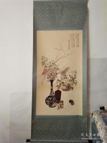 （书法字画），【梅兰芳】 ，著名京剧大师，画如其人， 清幽 秀雅，独俱一格《 南腔北韵  ....》，....已裱.....（早期家中收藏），做工精细 画工老炼 生动逼真 线条清晰 气韵生动 .......尺寸: 170 x 60 cm